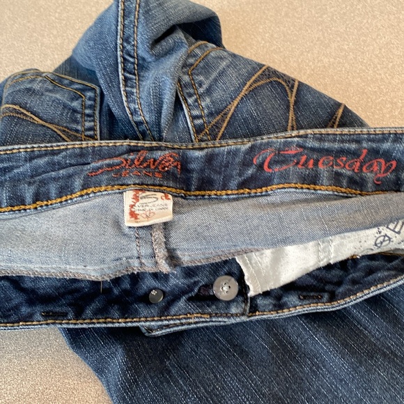 Silver - Tuesday Ladies jeans. Size 32/28 - Picture 11 of 11